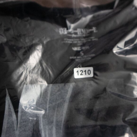 Deathnote Ryuk Graphic Tee Mens Small Black - Picture 7 of 7